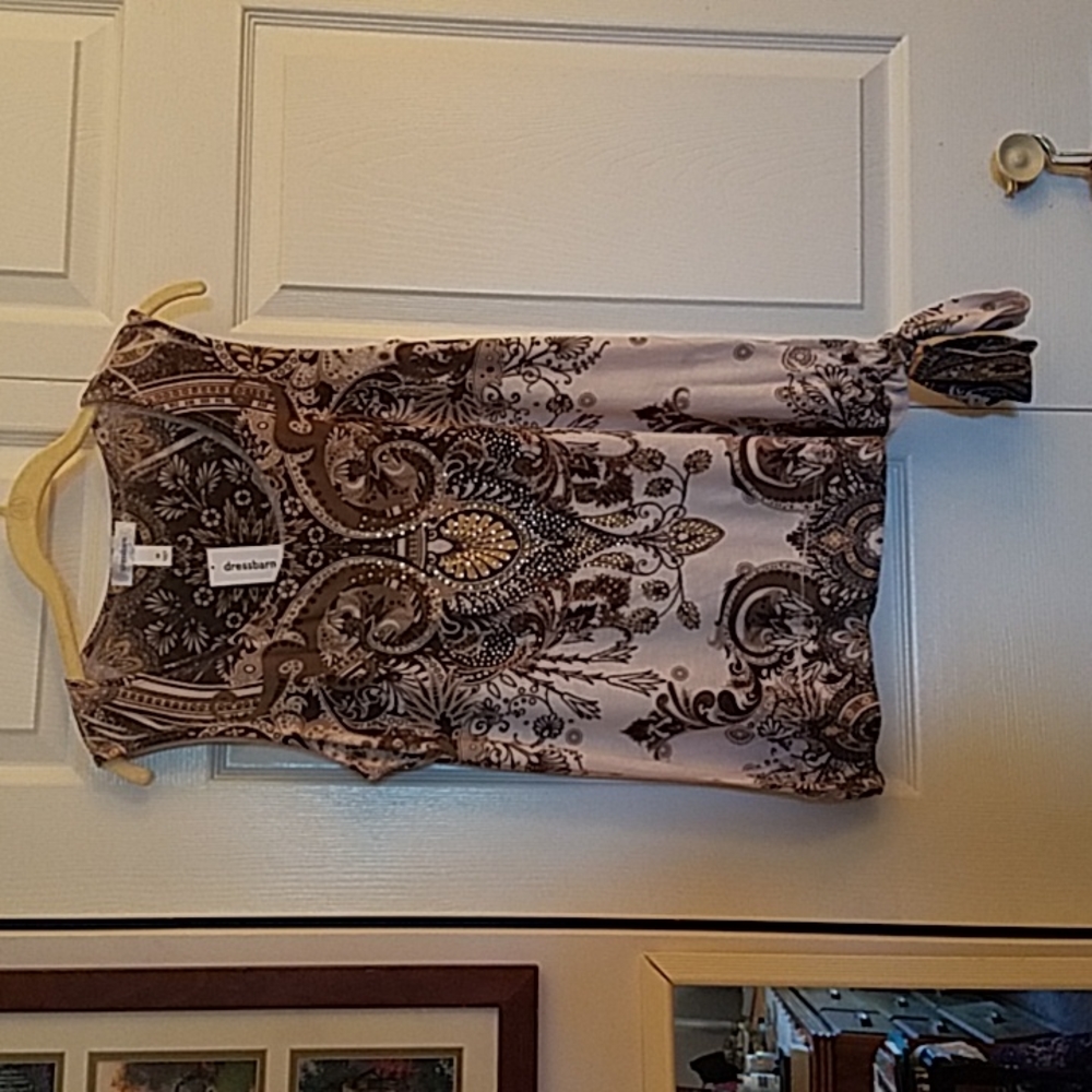 Pattern tank with beaded accents and side tie